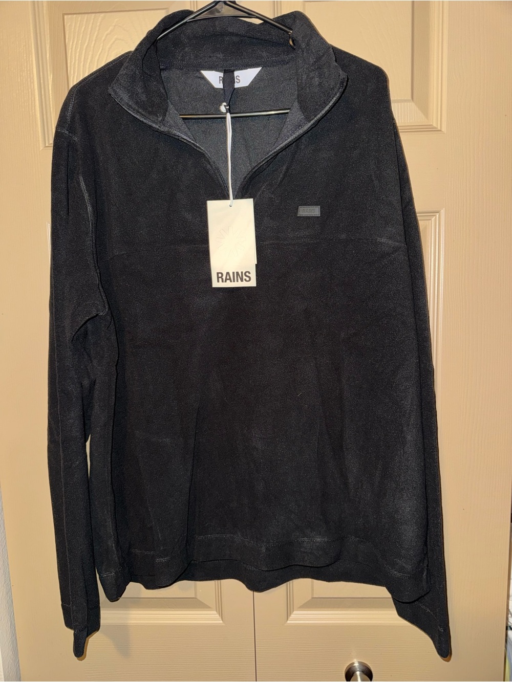 Rains Addis Fleece Black Half-Zip Pullover - Medium & Large - Picture 2 of 6